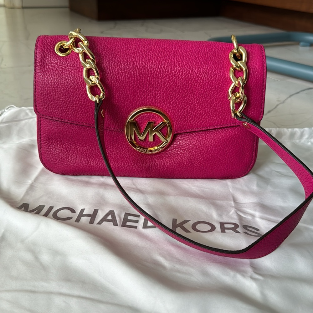 michael kors fulton smal flap leather bag